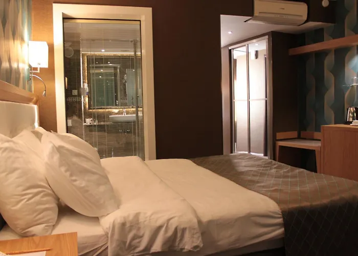 Akol Hotel