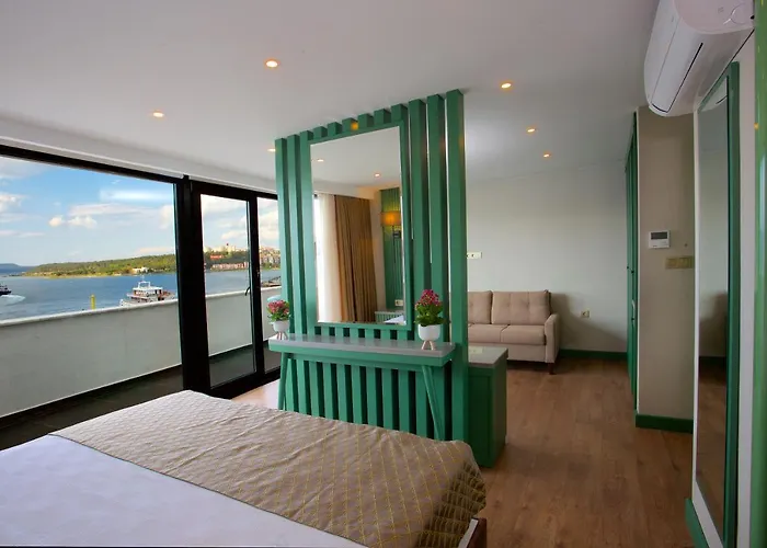 Çanakkale Bosphorus Port Aspen Hotel